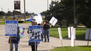 OPSEU crashes CMHA Thames Valley annual meeting, implores halt to budget cuts