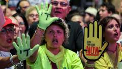 Israel protesters intensify pressure against plan to expand Gaza war