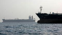 Iran and US report new wave of air strikes in Gulf